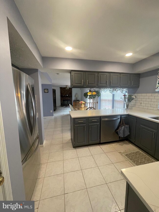 6 Thistel Dell Ct, Owings Mills, MD 21117 - photo 6