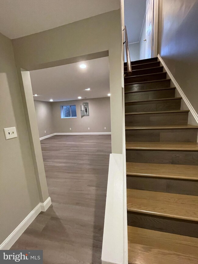 10265 Quiet Pond Terrace, Burke, VA 22015 - photo 6