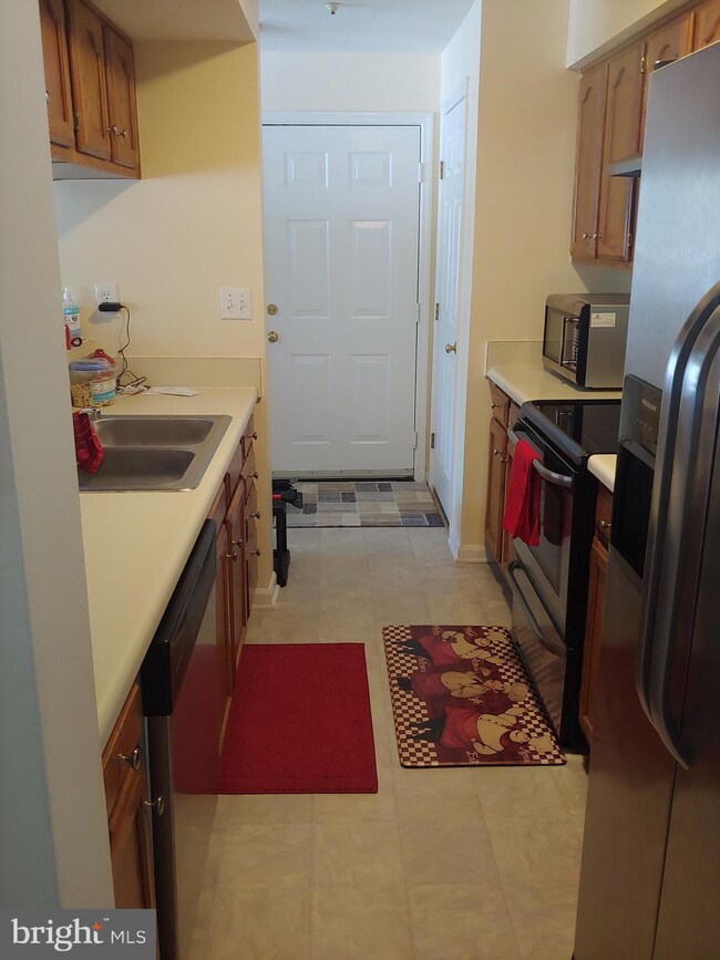 638 Belle Dora Ct, Arnold, MD 21012 - photo 7