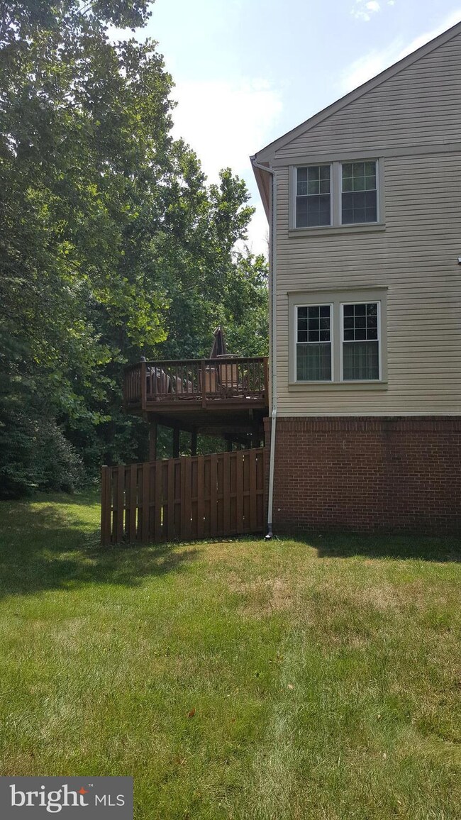 10401 Elders Hollow Dr, Bowie, MD 20721 - photo 2