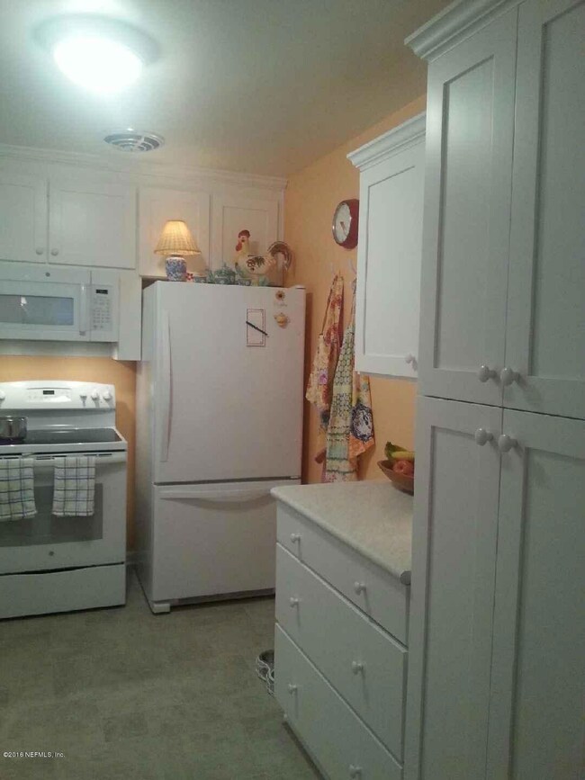 2412 Sam Rd, Jacksonville, FL 32216 - photo 4