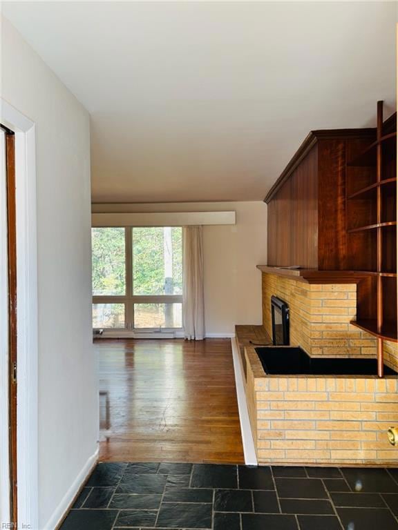 402 Woodroof Rd, Newport News, VA 23606 - photo 4