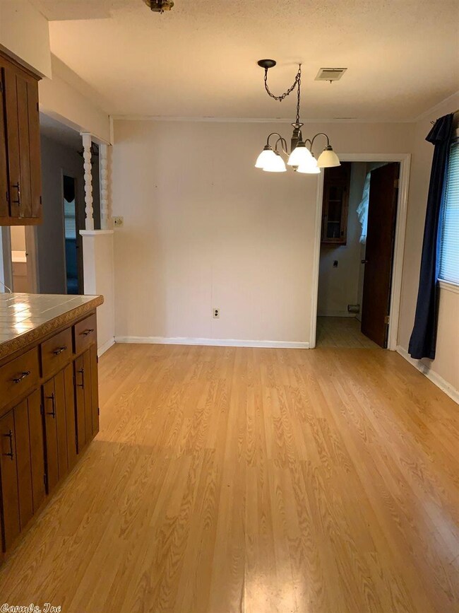 2217 Arkansas Ave, Conway, AR 72034 - photo 6