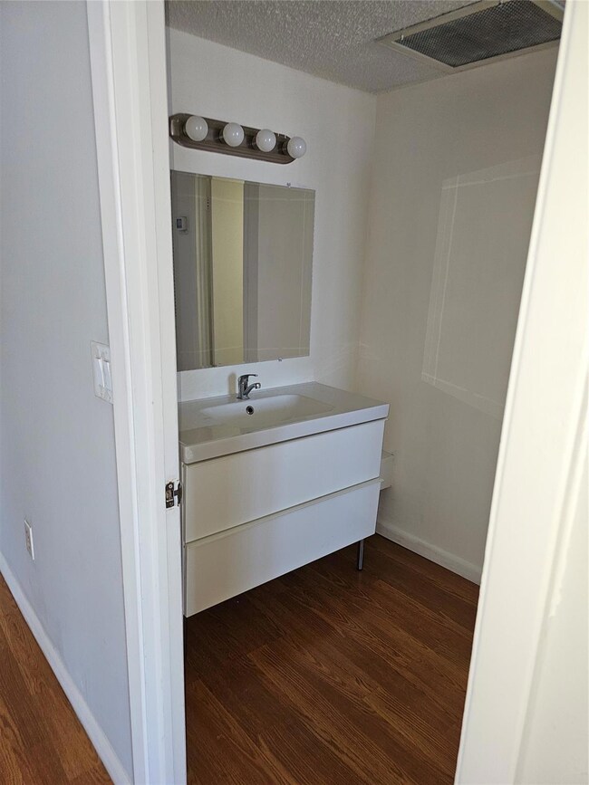 Arlen House unit 1717, Sunny Isles Beach, FL 33160 - photo 6