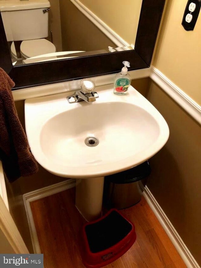 4665 Mews Dr, Owings Mills, MD 21117 - photo 3