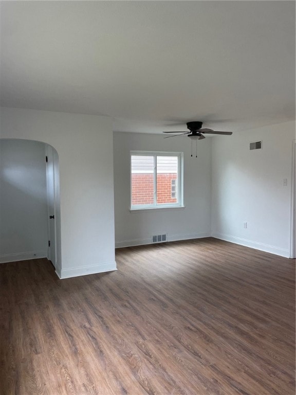 106 Larry St, Aliquippa, PA 15001 - photo 2