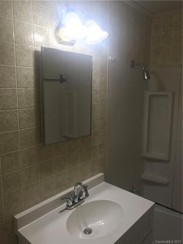 250 Bell Farm Rd, Statesville, NC 28625 - photo 5