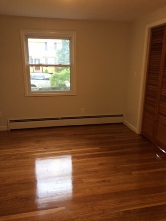 40 Thacher St, Milton, MA 02186 - photo 6