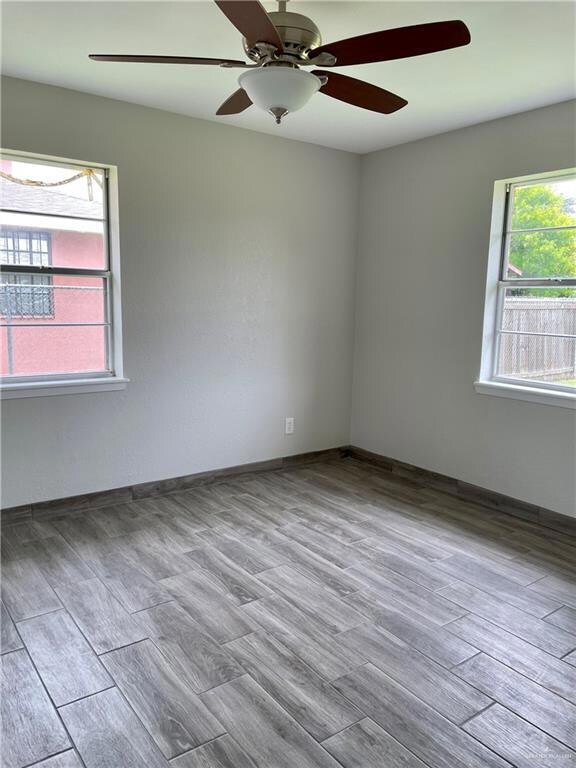 107 McAllen St, Donna, TX 78537 - photo 5