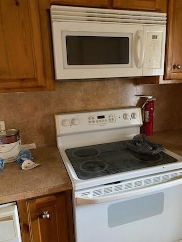 7529 County Road 669b, Alvin, TX 77511 - photo 6