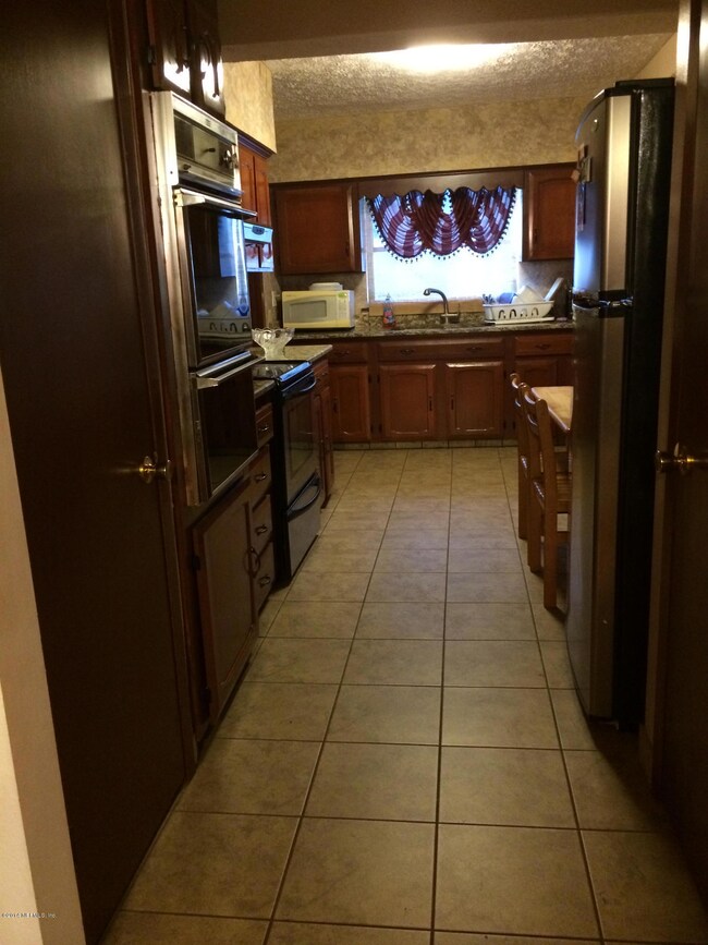 2433 Sam Rd, Jacksonville, FL 32216 - photo 6