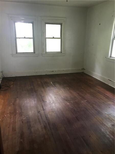 122 Milton St, Aliquippa, PA 15001 - photo 6