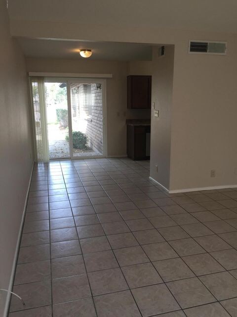 LivingRm2