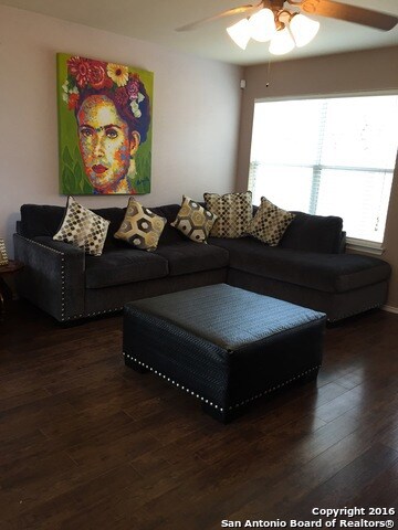 10010 Chariot Trail, San Antonio, TX 78254 - photo 6