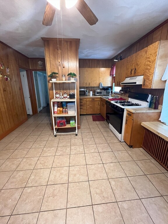 1464 Newport Ave, Pawtucket, RI 02861 - photo 6