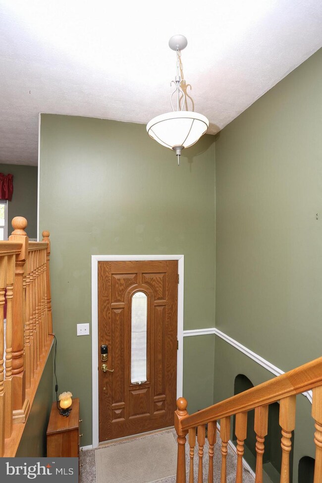 2518 Vivaldi Ln, Gambrills, MD 21054 - photo 5