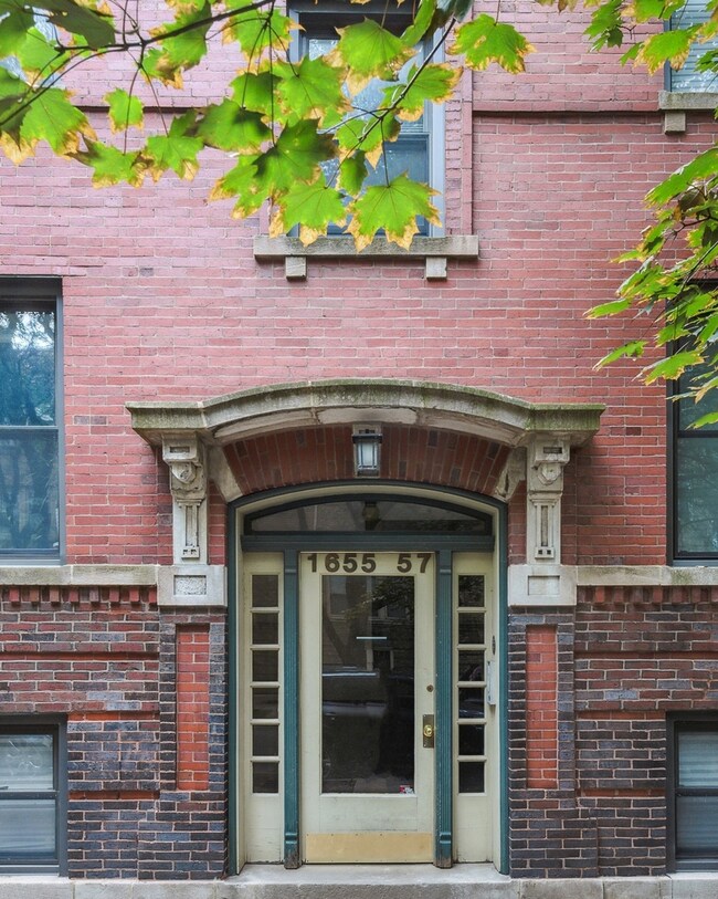 1655 W Catalpa Ave unit 2, Chicago, IL 60640 - photo 3