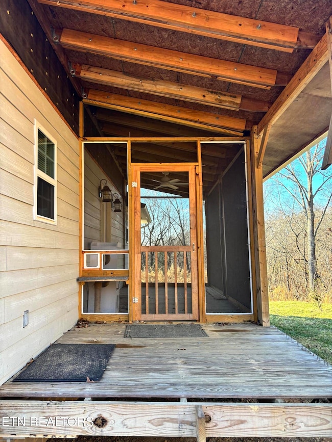 230 Windcrest Ln, Harriman, TN 37748 - photo 3