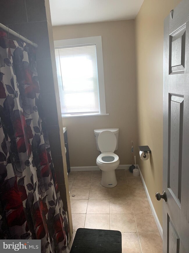 76 S 24th St, Camden, NJ 08105 - photo 7