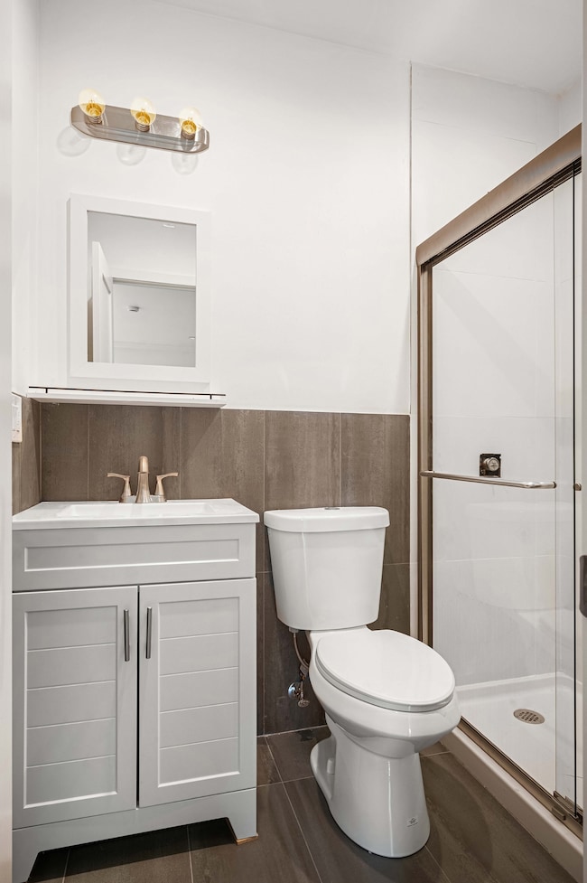 unlisted-address, New York, NY 10463 - photo 7