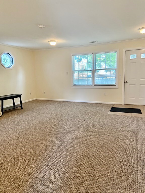 1 Russell St, Hadley, MA 01035 - photo 3