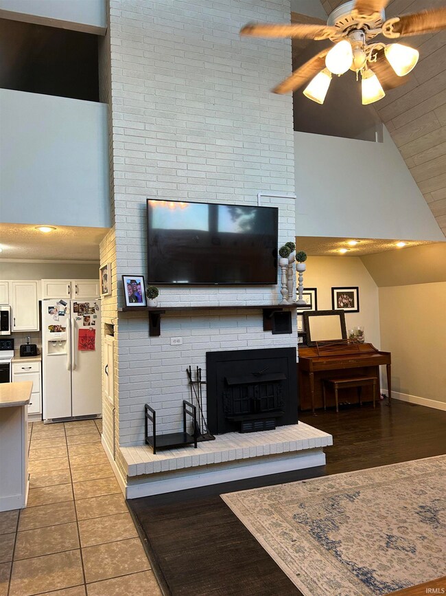 295 E Shore Dr, Geneva, IN 46740 - photo 7