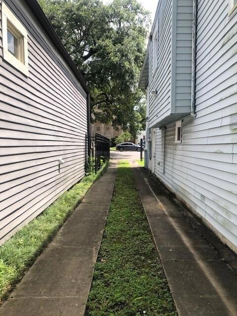 Driveway to Back Parking Area