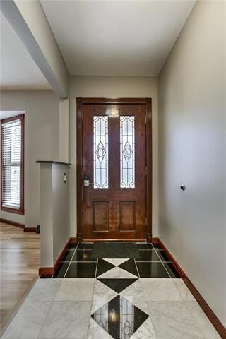 8732 Widmer Rd, Lenexa, KS 66215 - photo 4