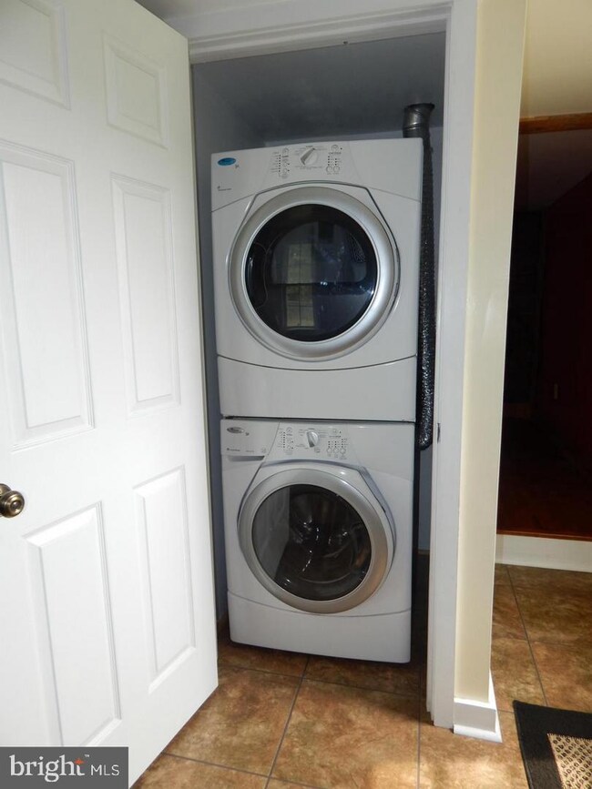 9285 Mudd Farm Ln, La Plata, MD 20646 - photo 6