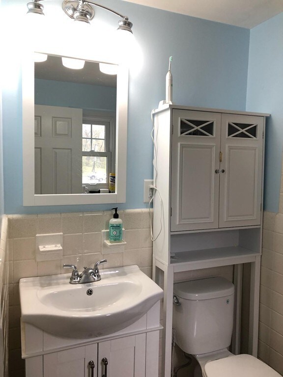 65 Emerson Gardens Rd unit 65, Lexington, MA 02420 - photo 5