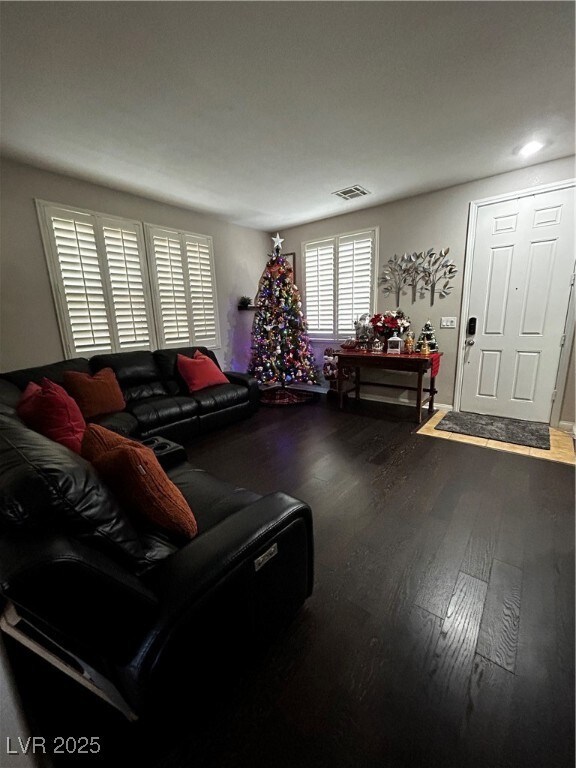 6942 Grand Junction Ave, Las Vegas, NV 89179 - photo 6