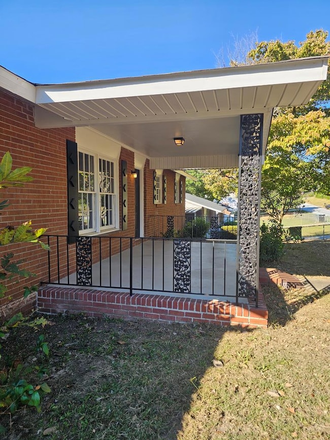 5834 Blueridge Dr, Columbus, GA 31907 - photo 2