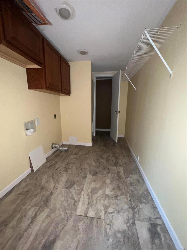 533 S Catalpa St, Dexter, MO 63841 - photo 4