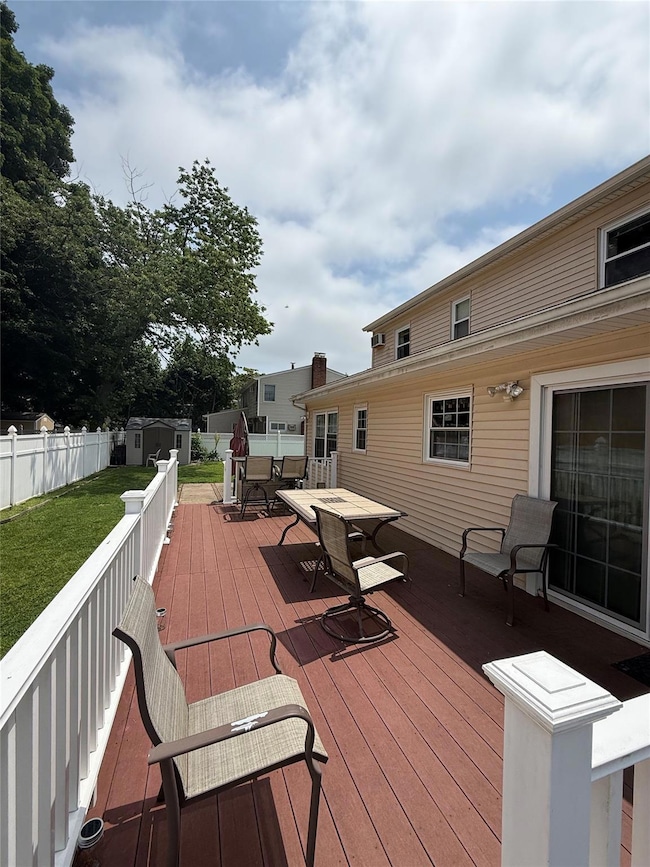 Deck