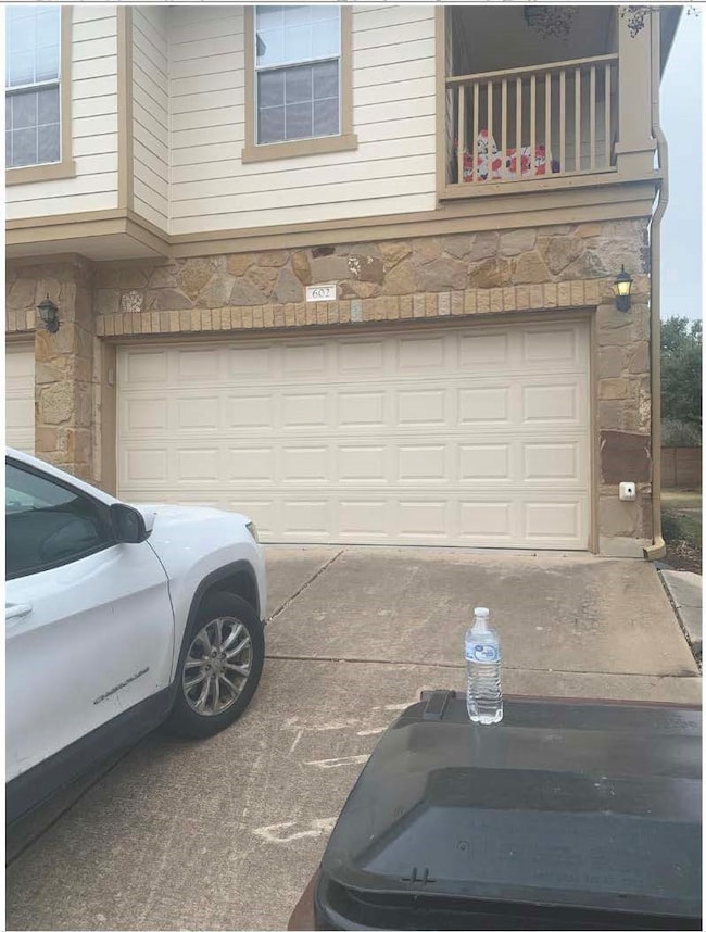 16100 S Great Oaks Dr unit 602, Round Rock, TX 78681 - photo 5