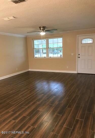 10771 Arnez Rd, Jacksonville, FL 32218 - photo 6