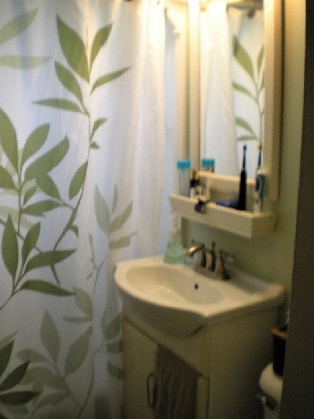 1221 Bower St, Elkhart, IN 46514 - photo 4