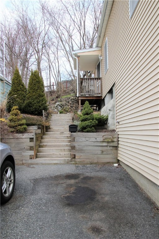 163 Railroad St, Woonsocket, RI 02895 - photo 2