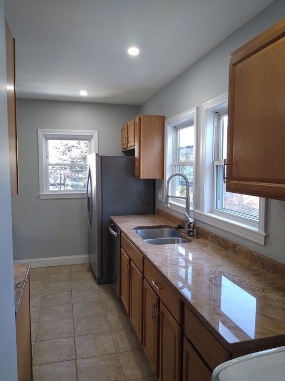 88 Alpine St unit 88, Cambridge, MA 02138 - photo 5