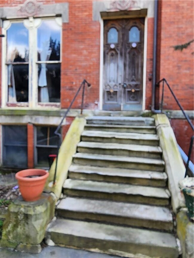 4 Eastman Terrace unit 1, Poughkeepsie, NY 12601 - photo 3