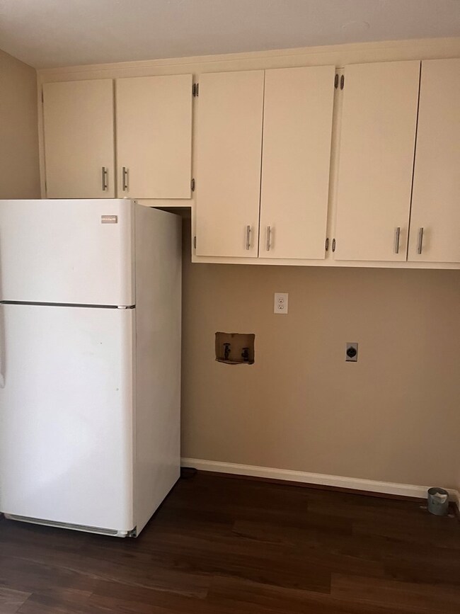 1352 Rhodes St, Columbus, GA 31901 - photo 5