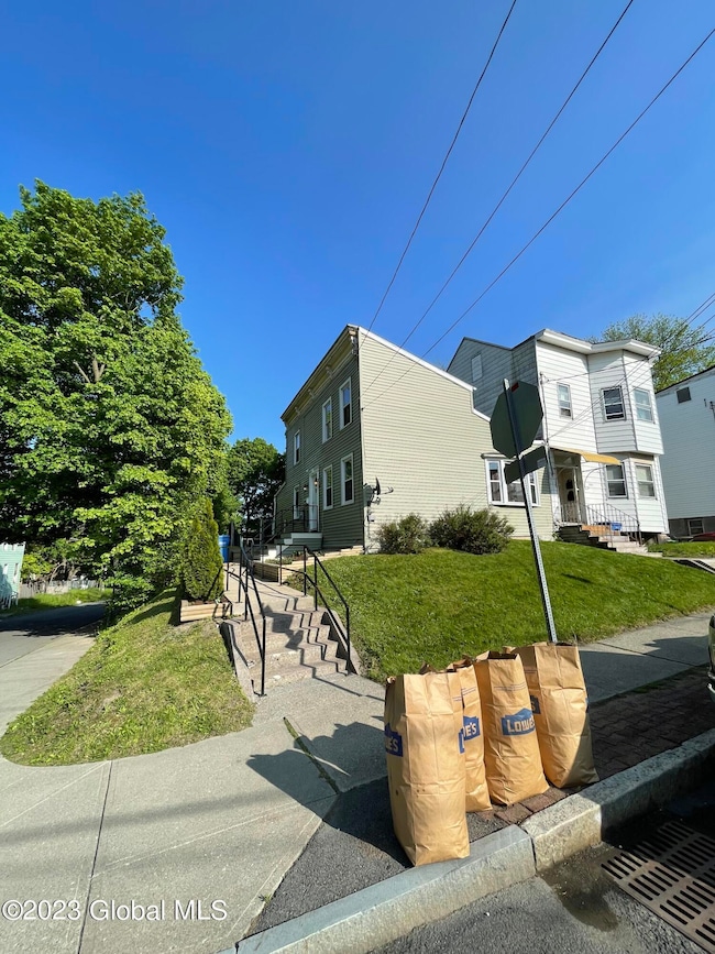 225 S Swan St, Albany, NY 12202 - photo 3