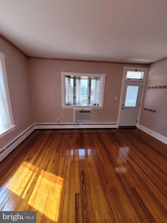 53 Green St, Lansdale, PA 19446 - photo 7