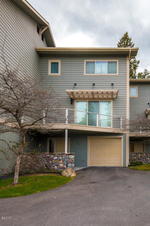 704 Stoner Loop, Lakeside, MT 59922 - photo 3