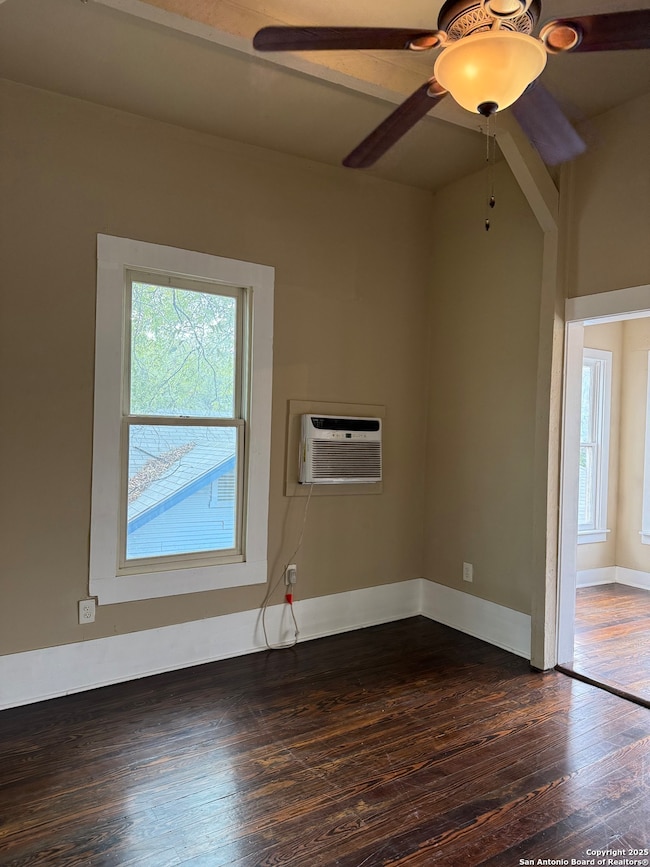 210 Eleanor Ave unit 3, San Antonio, TX 78209 - photo 3