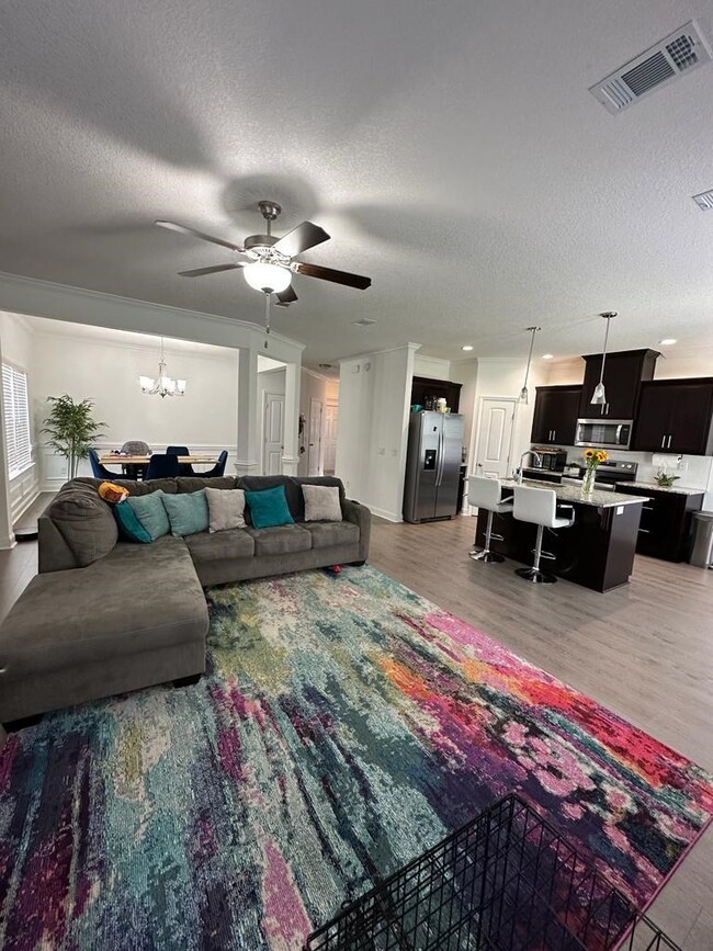 673 Fairview Cir, Hinesville, GA 31313 - photo 7