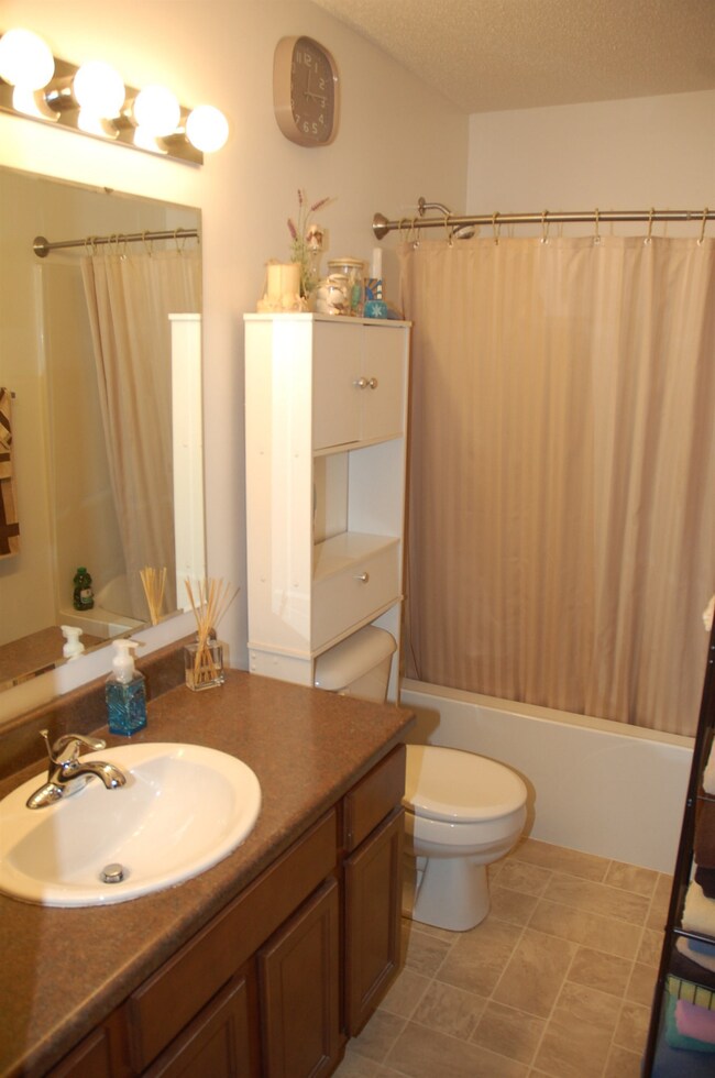 7729 Bowlander Way, Fort Wayne, IN 46835 - photo 6