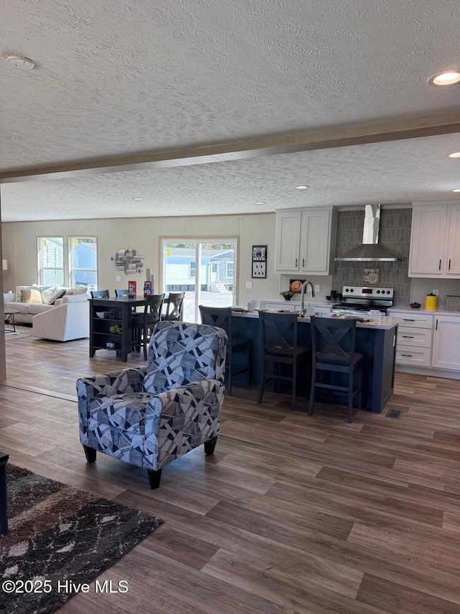 2001 Sarah Field Ct SW, Supply, NC 28462 - photo 3