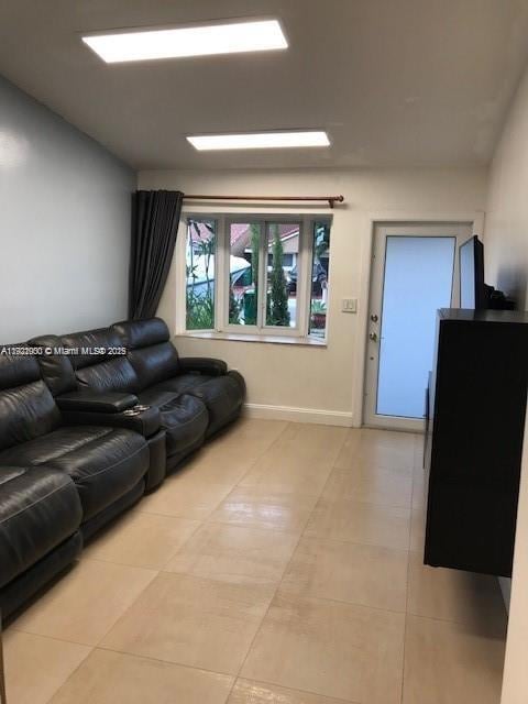 11465 NW 87th Place, Hialeah, FL 33018 - photo 2