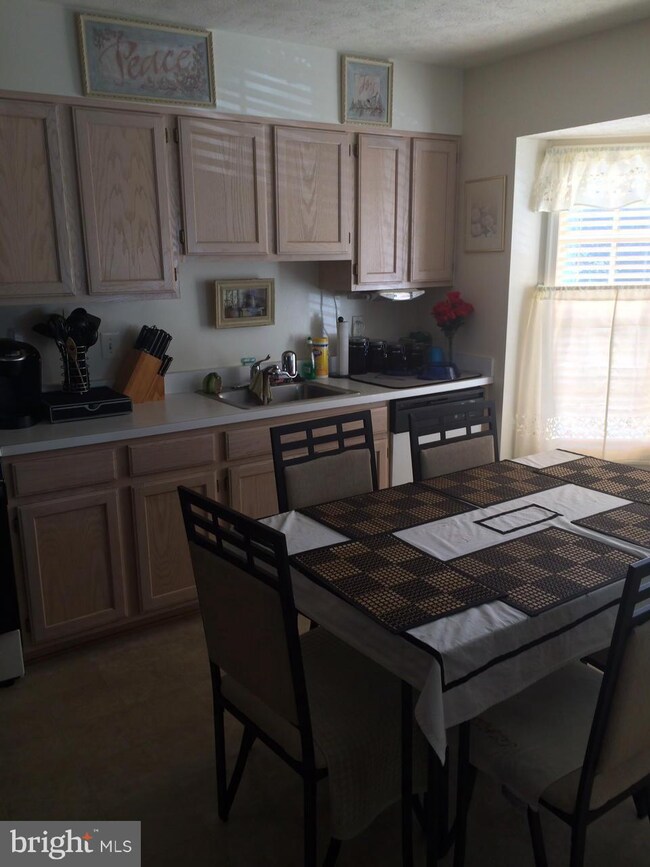 5764 E Boniwood Turn, Clinton, MD 20735 - photo 2